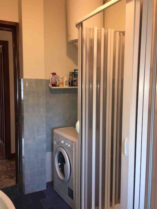 La Casa Di Aurora Apartment Ивреа Екстериор снимка