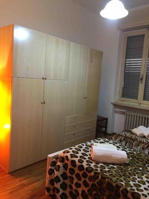 La Casa Di Aurora Apartment Ивреа Екстериор снимка